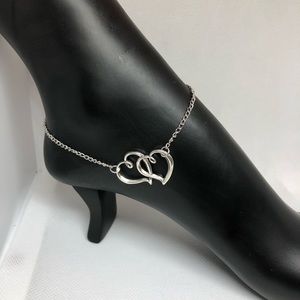 Silver interlocking hearts anklet